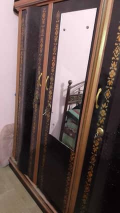 IRON KING BED WITHOUT MATTRESS IRON CUPBOARD EXCELLENT CONDITION)