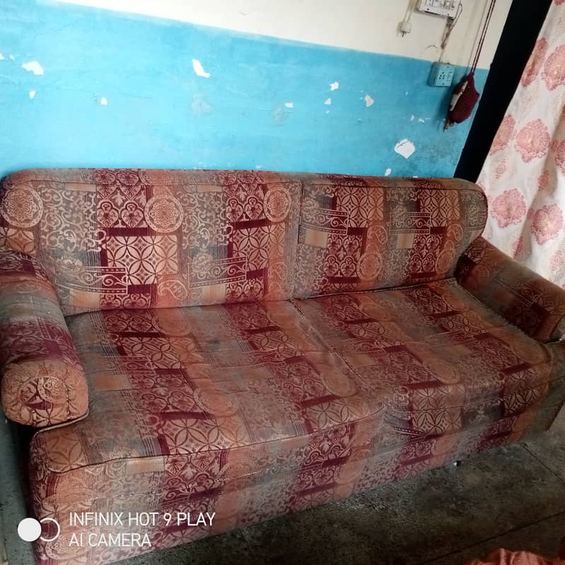5 Seater sofa set for urgent sell 3