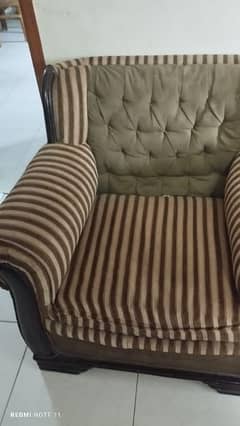 sofa set with centre table like as new