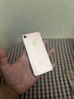 IPhone 7 128 GB Pta Aproved 10/10