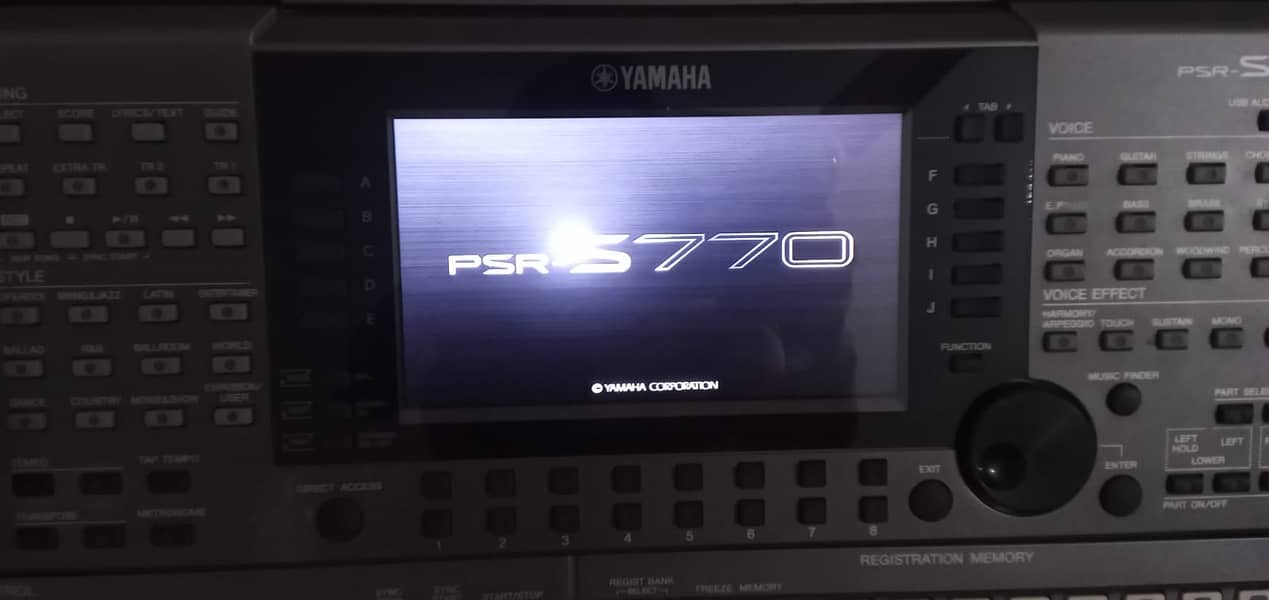 Yamaha psr S770 5