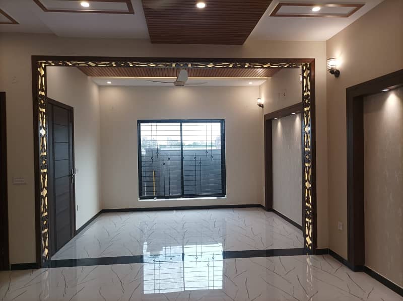 5 Marla Very Beautiful Luxurious House is Available For Sale At Best Price 0