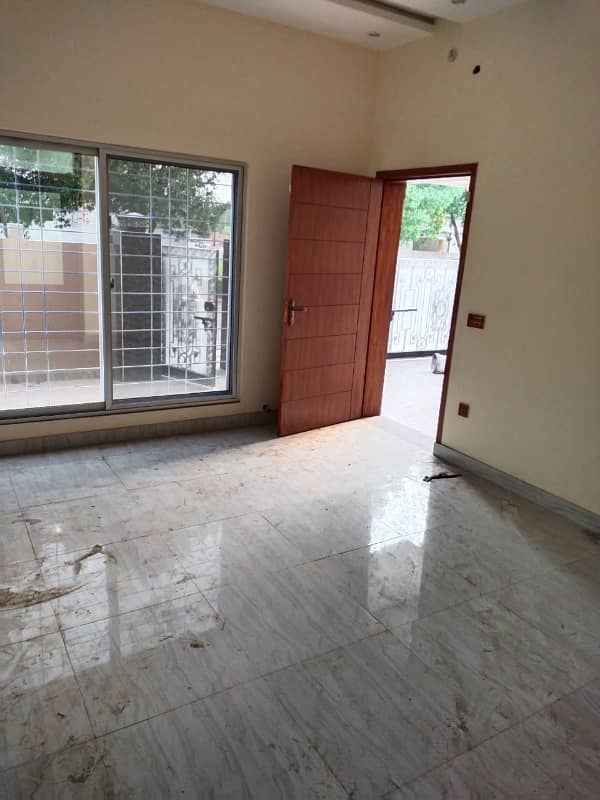 2250 Square Feet Upper Portion For Rent Is Available In Bahria Orchard Phase 1 - Central 5