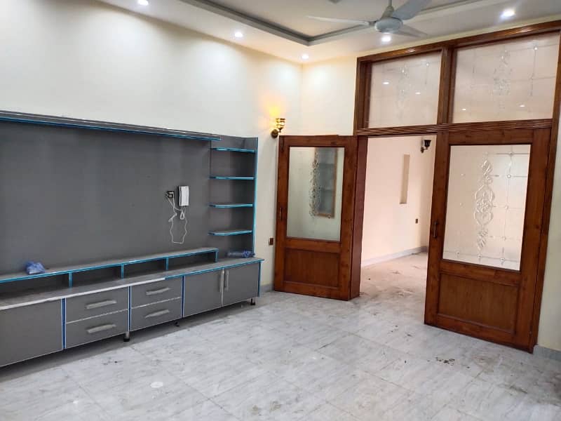 2250 Square Feet Upper Portion For Rent Is Available In Bahria Orchard Phase 1 - Central 19