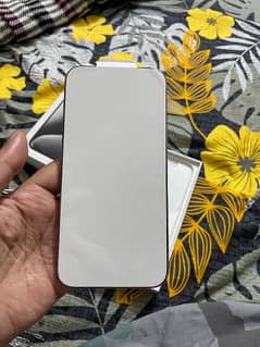 iPhone 15 Pro Max Taitatinm White 256 GB (LLA/JV)