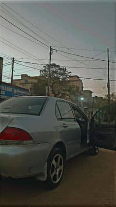 Mitsubishi Lancer 2005