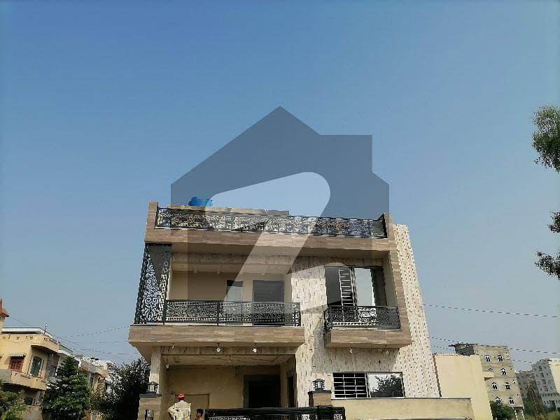 80ft Main Road Corner House Available For Sale 1