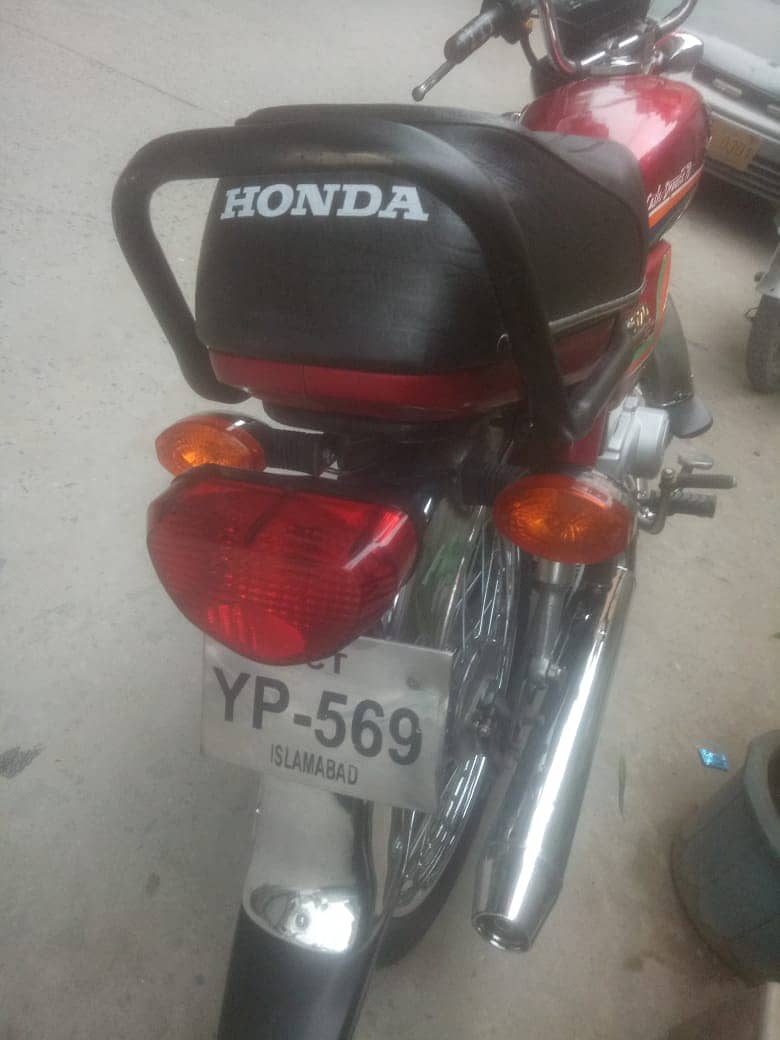 Honda CD 70 2011 4