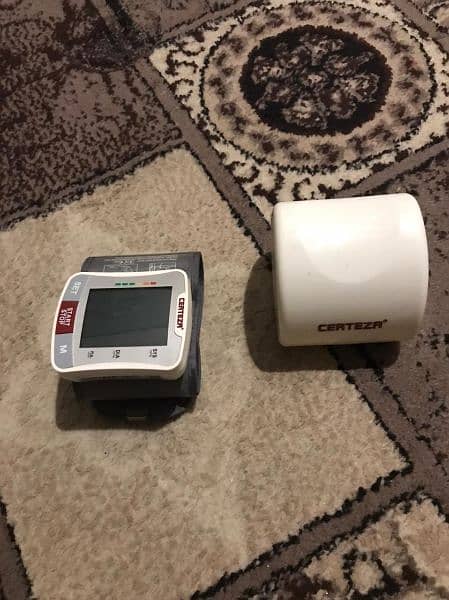 Blood Pressure Machine 1