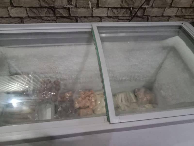 New Deep Freezer used only 06 month. 2