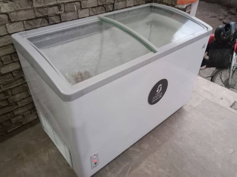 New Deep Freezer used only 06 month. 6