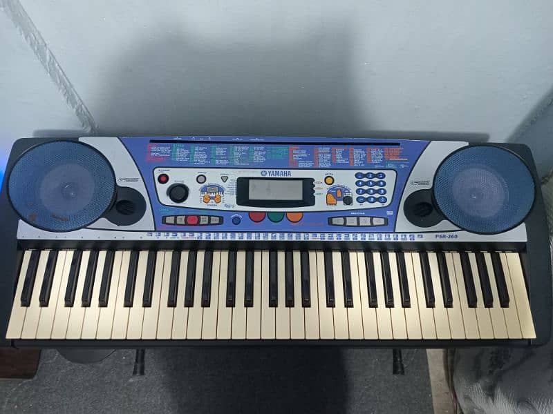 Yamaha PSR-260 Keyboard Piano 1