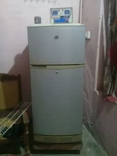 I m sell now PEL fridge plus steplaizer