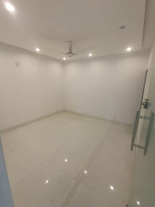 4 Marla Flat Available For Rent 2 Bed With Attach Bath 0