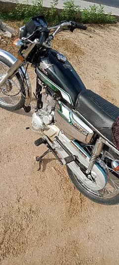 Honda 125S Karachi number first owner 0312/230/16/92/What's