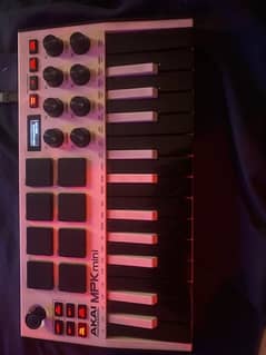 Akai mpk mini mk3 (black and white) MIDI keyboard / controller