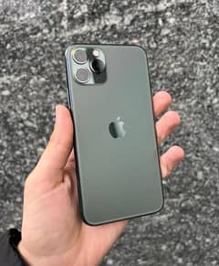 iphone 11 pro 10 by 10 ok condition 64 gb