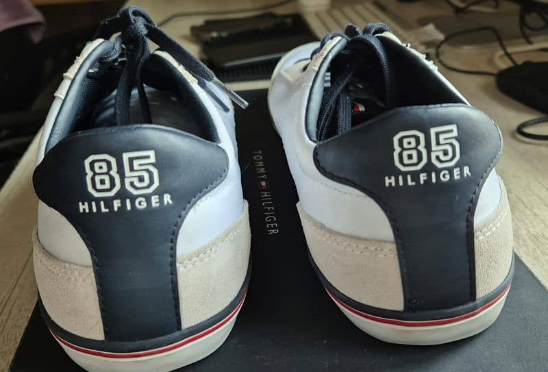 Tommy Hilfiger Shoes New 9