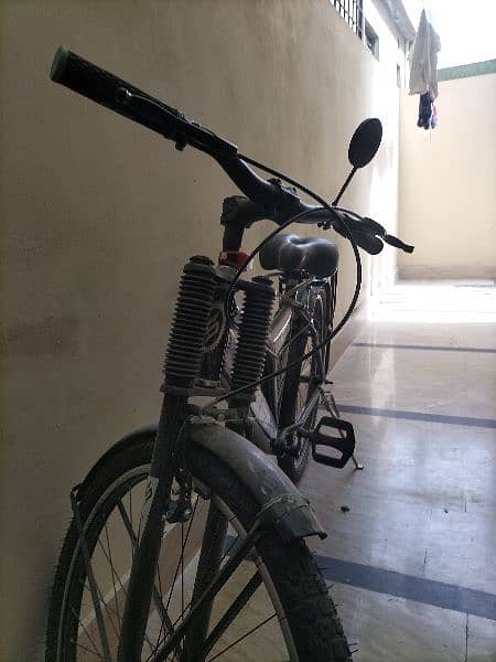 Bicycle For younger Boy Good Quality Good Condition 2