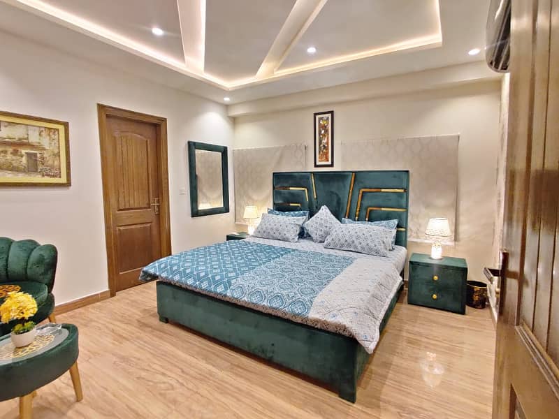 1 Bedroom VIP Full furnish flat per day available in Bahria town Lahore 17