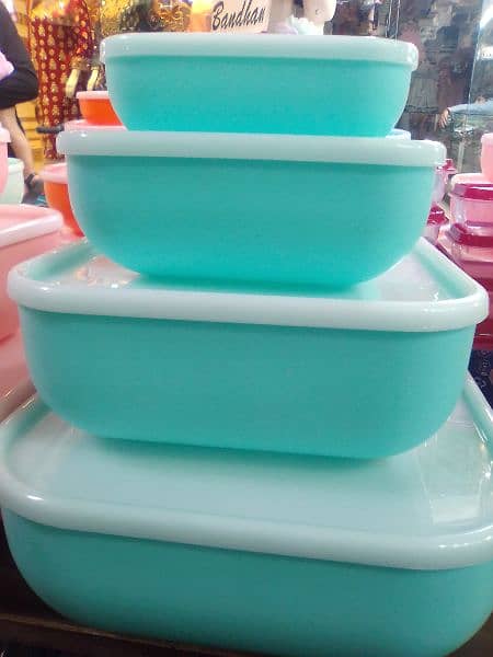 Beautiful 4 in 1 bowl set / Food container 6
