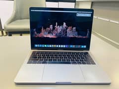 CTO-MacBook Pro 13” TouchBar 2017  i7/16/1TB