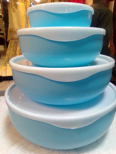 Beautiful 4 in 1 bowl set / Food container / 2
