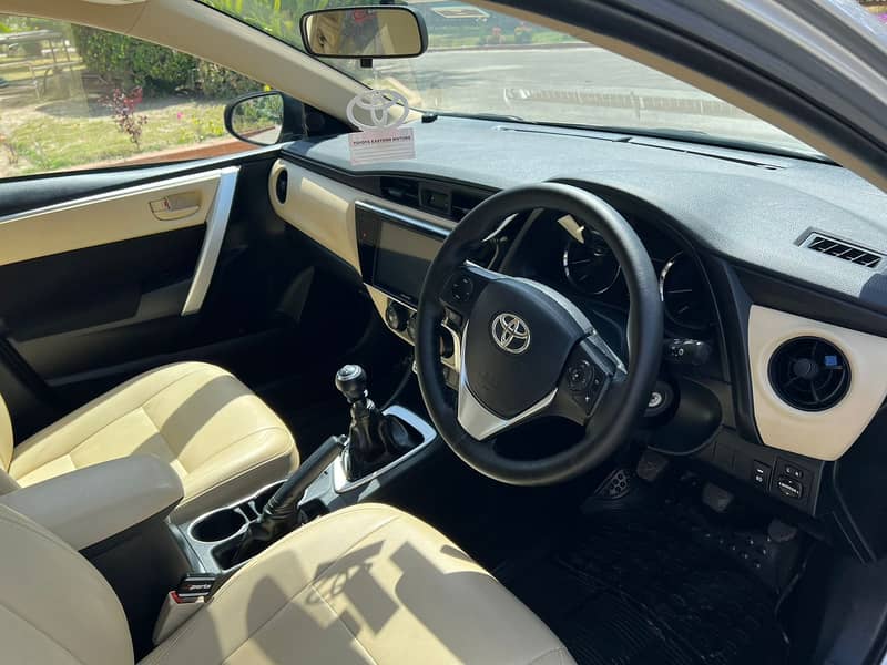 Toyota Corolla X Altis 1.6 (2021) 4