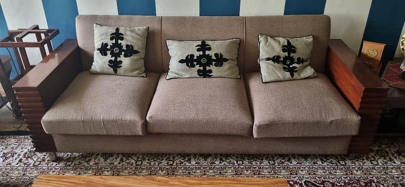 2 sets of 5 Seater Sofa Excellent Condition 4