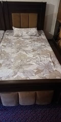 beautiful modren single bed for sale with mattress 0