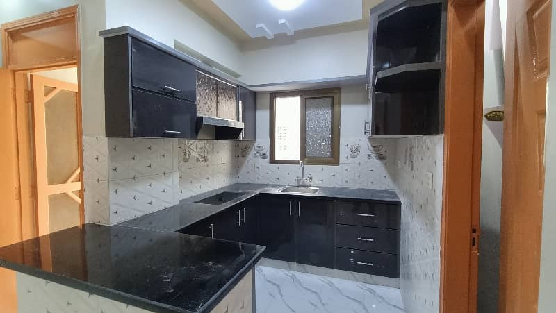 3 Bed DD Flat Available For Sale In Gulistan E Jauhar 7