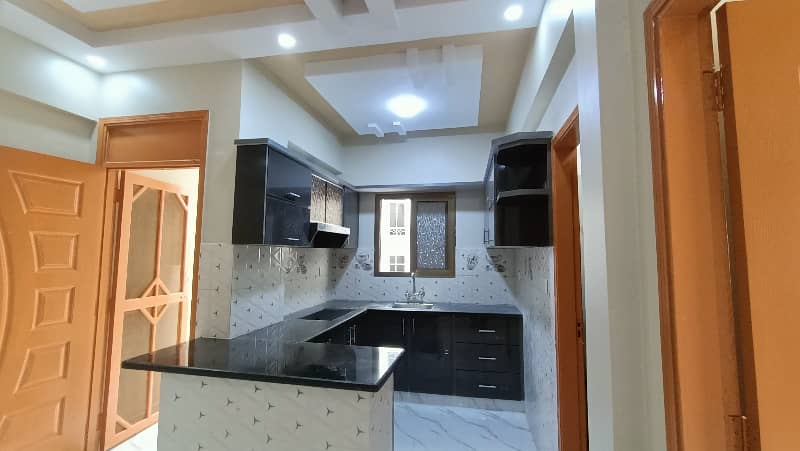 3 Bed DD Flat Available For Sale In Gulistan E Jauhar 8