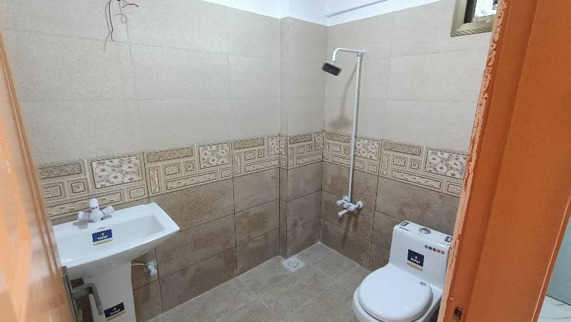 3 Bed DD Flat Available For Sale In Gulistan E Jauhar 23