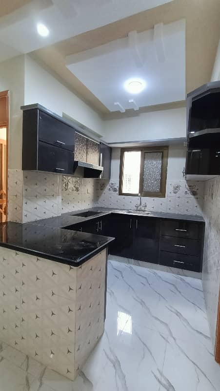 3 Bed DD Flat Available For Sale In Gulistan E Jauhar 25