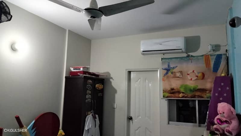 2 bed DD Flat Available For Sale in Gulistan e jauhar 13