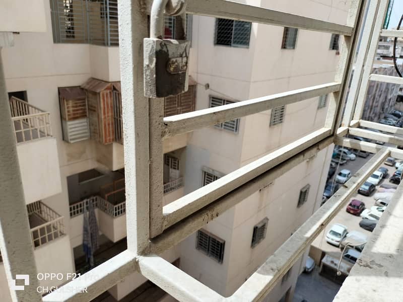 2 bed DD Flat Available For Sale in Gulistan e jauhar 23