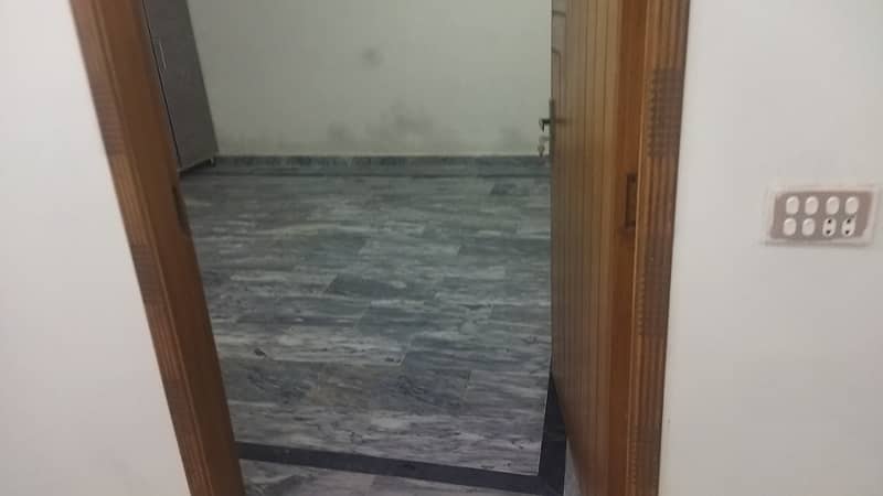 10 Marla Lower Portion Available For Rent In Shadaab Garden Main Ferozpur Road Lahore 9