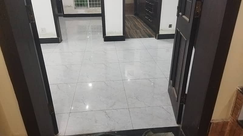 5 marla lower portion available for rent in shadaab garden main ferozpur road Lahore lahore 19