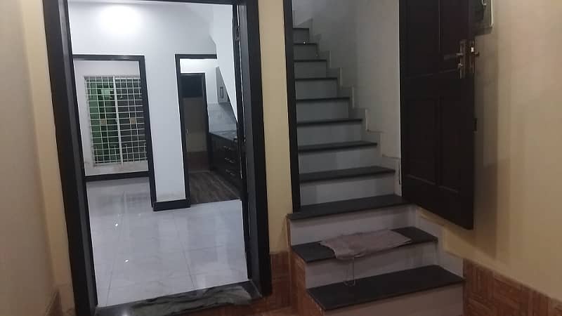 5 marla lower portion available for rent in shadaab garden main ferozpur road Lahore lahore 22