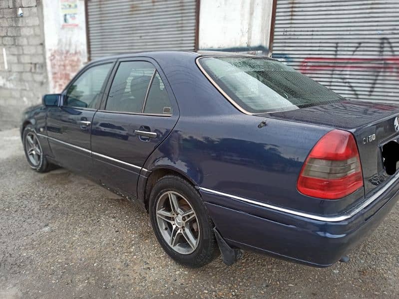 Home used C-180 Mercedes 0