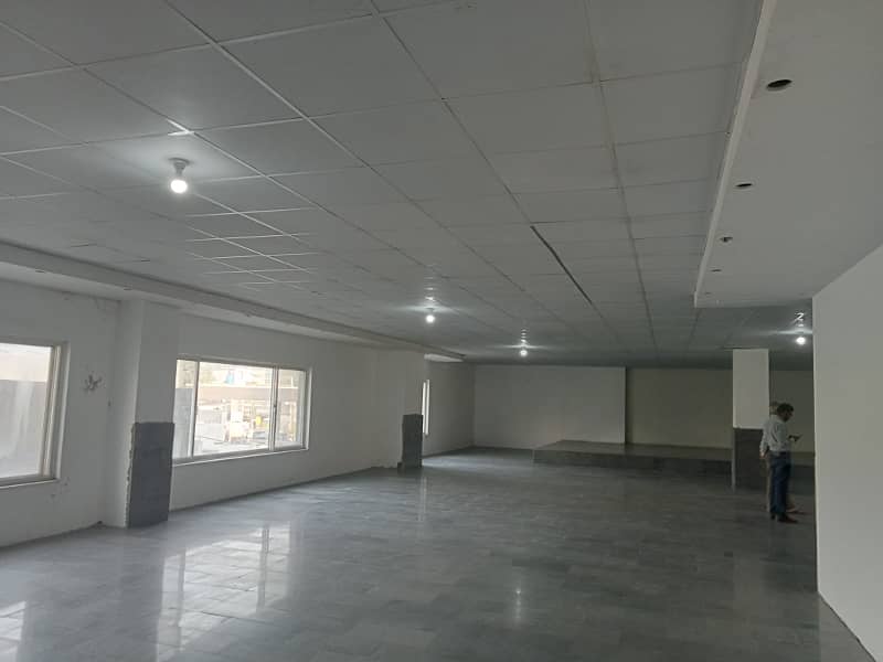 CANTT,COMMERCIAL OFFICE FOR RENT GULBERG GARDEN TOWN SHADMAN JAIL ROAD MALL ROAD LAHORE 13