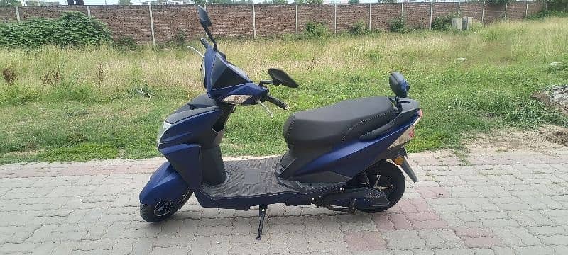 Electric Scooty 0