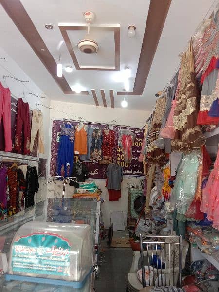 گارمنٹس شاپ چلتا کاروبار براۓ فروخت garments shop 2