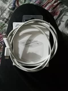 iPhone 3 pin adapter and original cable type c box wali