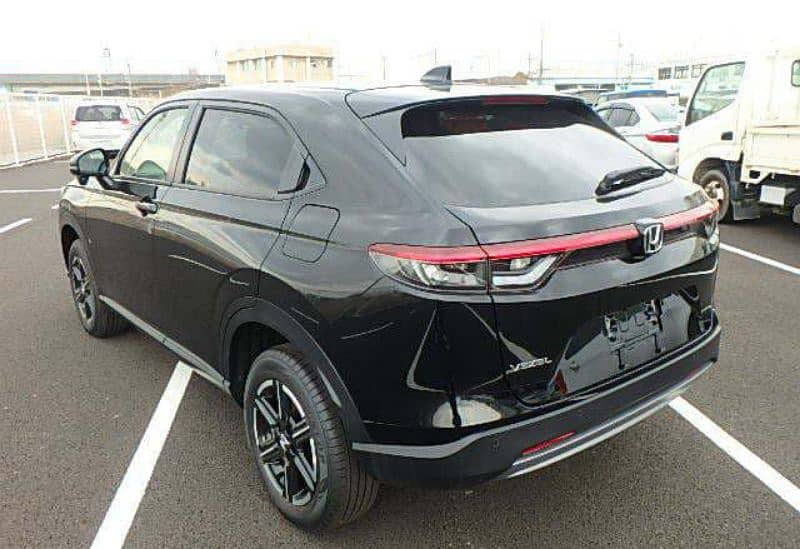 This Car is of Auction Grade S Honda Vezel G. 1