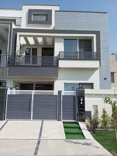 VERY BEAUTIFUL VERY REASONABLE PRICE BRAND NEW HOUSE 5 MARLA, OVERSEAS BLOCK