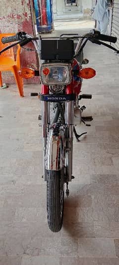 cg 125 only 1415 km Chaliwi he VIP condition m he bike