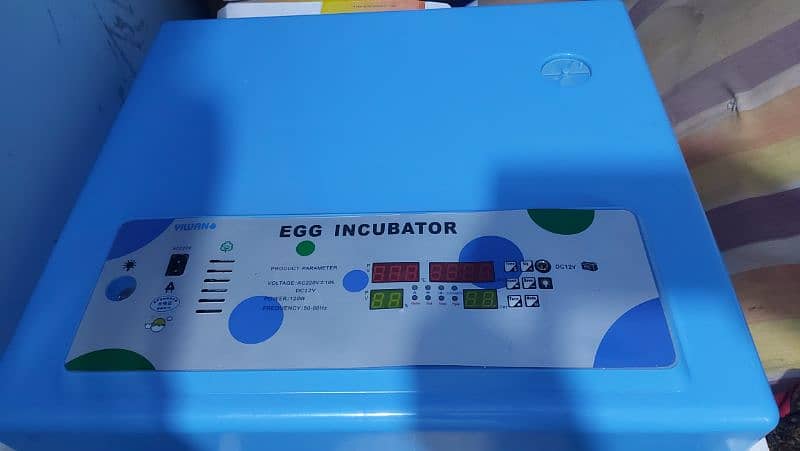Egg incobator 128 Eggs 2