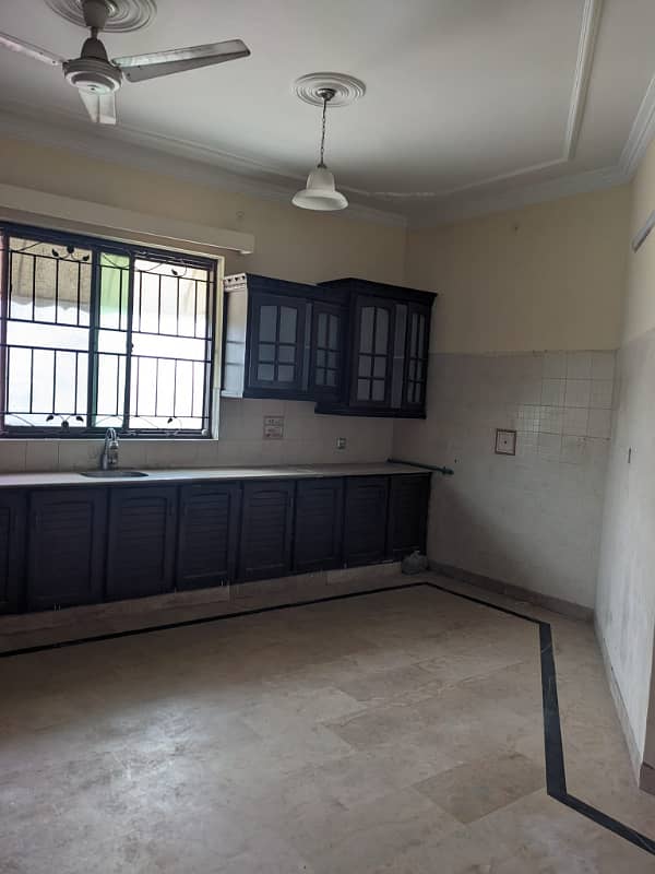 1 Kanal Upper Portion House for Rent in Airport Housing society 5
