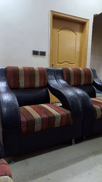 Sofa Set Available for sale 1